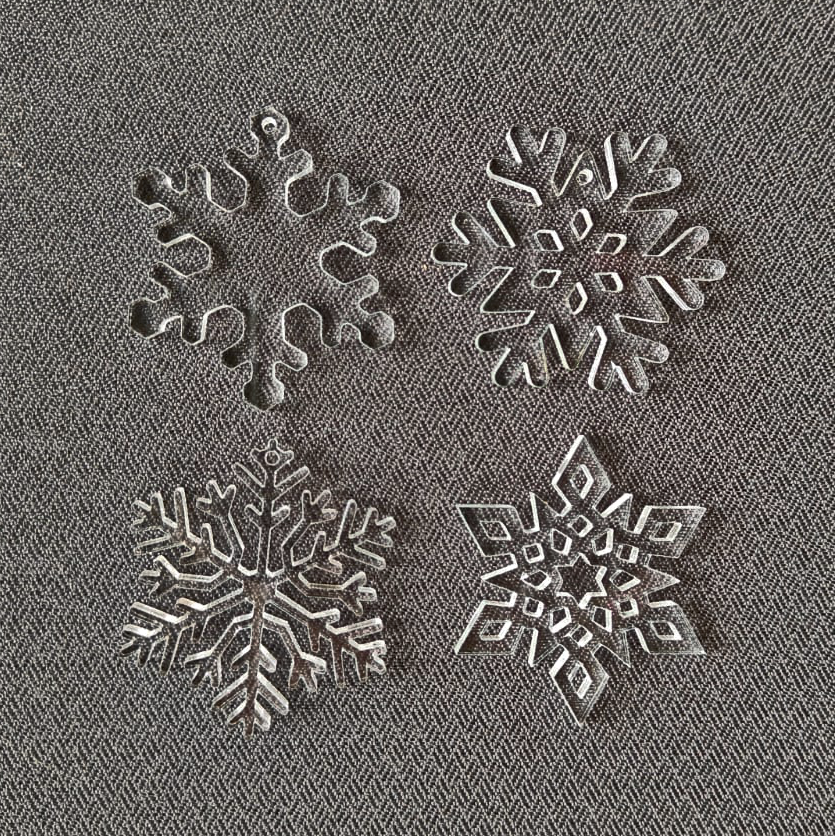 Kersthanger sneeuwvlokken wit en transparant set van 8